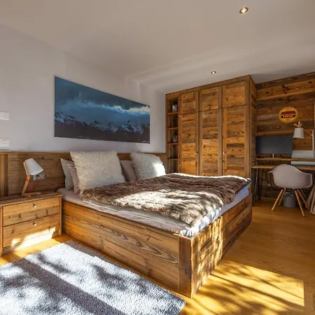 Appartement Le Grimpeur, De Glace Access, 50m From Lift